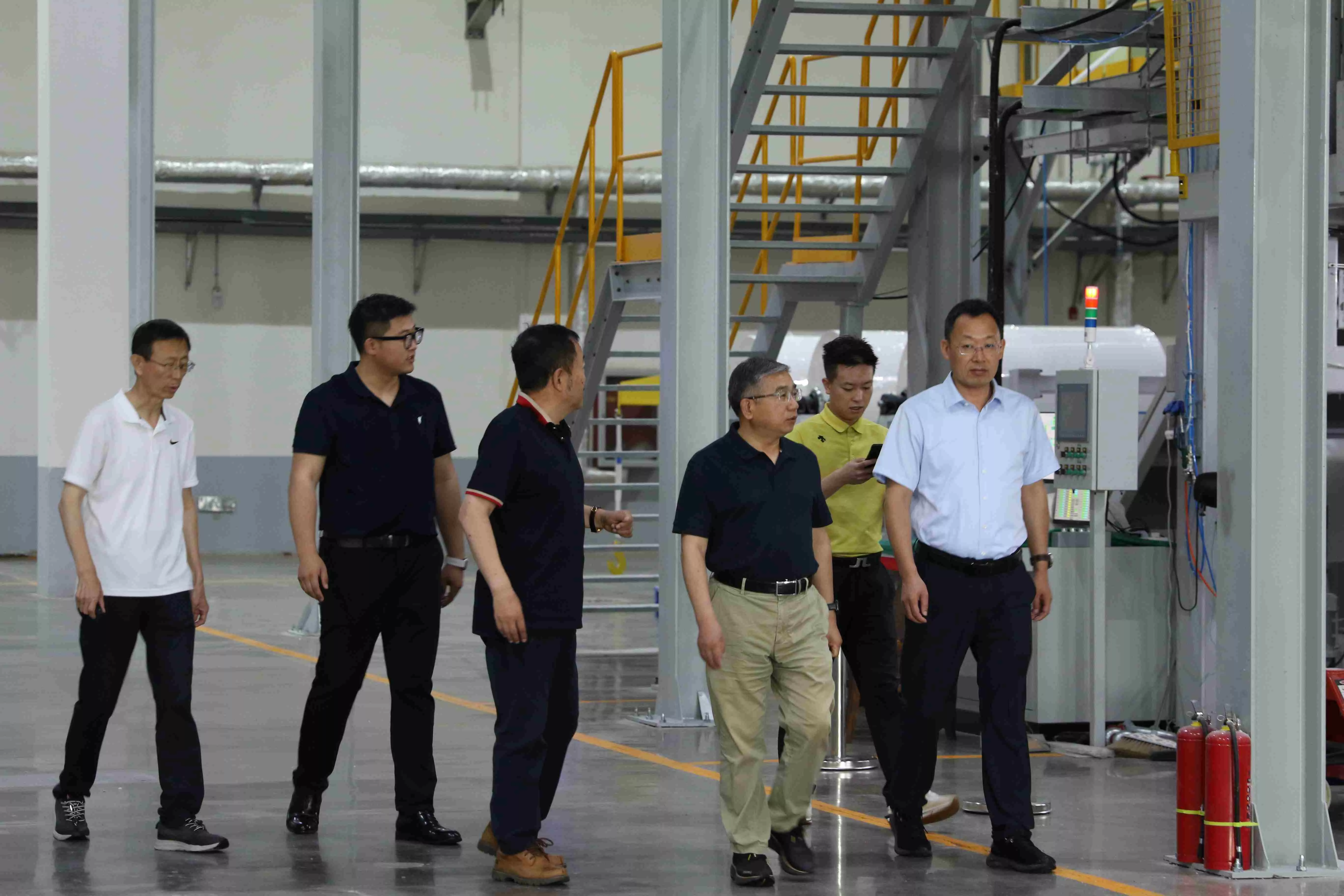 Green Future, um novo capítulo - a Universidade Qingdao e o grupo Tianyi abrem em conjunto uma nova era de materiais verdes de baixo carbono