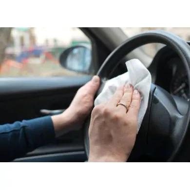 Lenços umedecidos para carro